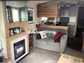 Weymouth Bay Holiday Park - Holiday Accommodation 19077 - Dorset - 1186829 - thumbnail photo 4