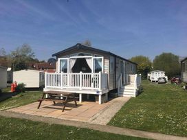 Weymouth Bay Holiday Park - Holiday Accommodation 19077 - Dorset - 1186829 - thumbnail photo 18