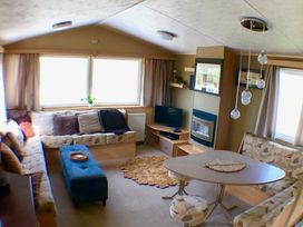 Camber Sands Holiday Park - Holiday Accommodation 19087 - Kent & Sussex - 1186834 - thumbnail photo 6