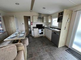 Camber Sands Holiday Park - Holiday Accommodation 19088 - Kent & Sussex - 1186835 - thumbnail photo 10