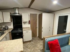 Tattershall Lakes Country Park - Holiday Accommodation 19100 - Lincolnshire - 1186838 - thumbnail photo 3