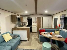 Tattershall Lakes Country Park - Holiday Accommodation 19100 - Lincolnshire - 1186838 - thumbnail photo 4
