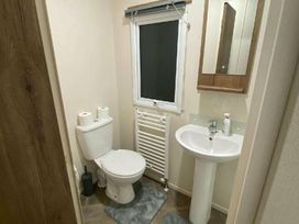 Tattershall Lakes Country Park - Holiday Accommodation 19100 - Lincolnshire - 1186838 - thumbnail photo 10