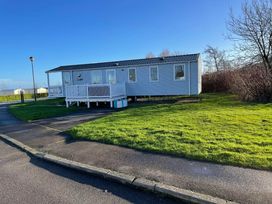 Primrose Valley Holiday Park - Holiday Accommodation 19116 - North Yorkshire (incl. Whitby) - 1186844 - thumbnail photo 2