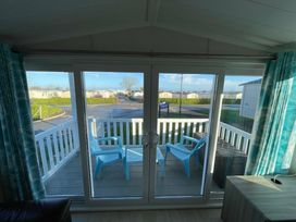 Primrose Valley Holiday Park - Holiday Accommodation 19116 - North Yorkshire (incl. Whitby) - 1186844 - thumbnail photo 14