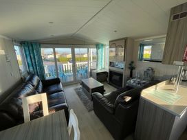 Primrose Valley Holiday Park - Holiday Accommodation 19116 - North Yorkshire (incl. Whitby) - 1186844 - thumbnail photo 15