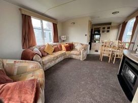 Sand Le Mere Holiday Village - Holiday Accommodation 19120 - North Yorkshire (incl. Whitby) - 1186845 - thumbnail photo 8