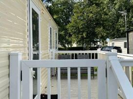 Marton Mere Holiday Village - Holiday Accommodation 19142 - Lake District - 1186854 - thumbnail photo 12