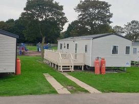 Primrose Valley Holiday Park - Holiday Accommodation 19146 - North Yorkshire (incl. Whitby) - 1186856 - thumbnail photo 9