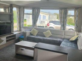 Skipsea Sands Holiday Park - Holiday Accommodation 19147 - North Yorkshire (incl. Whitby) - 1186857 - thumbnail photo 2