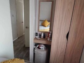 Devon Cliffs Holiday Park - Holiday Accommodation 19167 - Devon - 1186868 - thumbnail photo 4