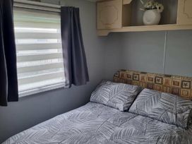 Happy Days Seaside Holiday Park - Holiday Accommodation 19183 - Lincolnshire - 1186872 - thumbnail photo 7