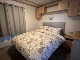 Sand Le Mere Holiday Village - Holiday Accommodation 19190 - North Yorkshire (incl. Whitby) - 1186875 - thumbnail photo 8