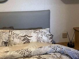 Sand Le Mere Holiday Village - Holiday Accommodation 19190 - North Yorkshire (incl. Whitby) - 1186875 - thumbnail photo 9