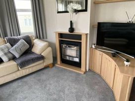 Sand Le Mere Holiday Village - Holiday Accommodation 19190 - North Yorkshire (incl. Whitby) - 1186875 - thumbnail photo 17