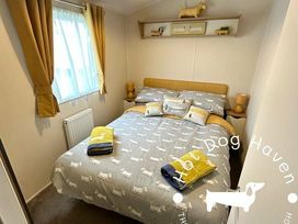 Thornwick Bay Holiday Village - Holiday Accommodation 19194 - North Yorkshire (incl. Whitby) - 1186876 - thumbnail photo 11