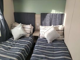 Durdle Door Holiday Park - Holiday Accommodation 19199 - Dorset - 1186879 - thumbnail photo 16