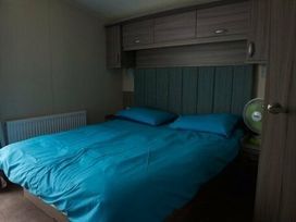Seashore Holiday Park - Holiday Accommodation 19204 - Norfolk - 1186883 - thumbnail photo 5