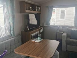 Presthaven Beach Resort - Holiday Accommodation 19209 - North Wales - 1186886 - thumbnail photo 3