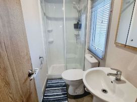 Golden Palm Resort - Holiday Accommodation 19232 - Lincolnshire - 1186896 - thumbnail photo 7