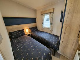 Golden Palm Resort - Holiday Accommodation 19232 - Lincolnshire - 1186896 - thumbnail photo 8