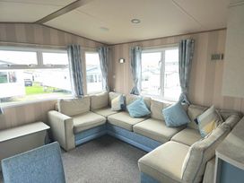 Thornwick Bay Holiday Village - Holiday Accommodation 19246 - North Yorkshire (incl. Whitby) - 1186900 - thumbnail photo 4