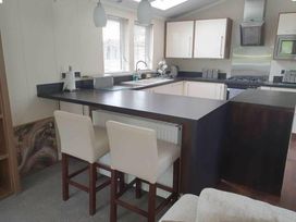 Cala Gran Holiday Park - Holiday Accommodation 1925 - Lake District - 1186902 - thumbnail photo 6