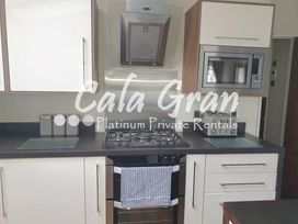 Cala Gran Holiday Park - Holiday Accommodation 1925 - Lake District - 1186902 - thumbnail photo 7