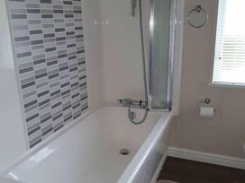 Cala Gran Holiday Park - Holiday Accommodation 1925 - Lake District - 1186902 - thumbnail photo 12