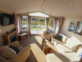 Presthaven Beach Resort - Holiday Accommodation 19264 - North Wales - 1186906 - thumbnail photo 4