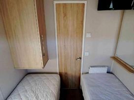 Presthaven Beach Resort - Holiday Accommodation 19264 - North Wales - 1186906 - thumbnail photo 15
