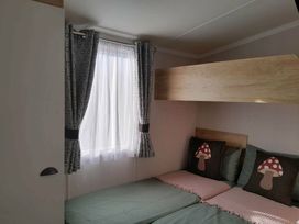 Primrose Valley Holiday Park - Holiday Accommodation 19299 - North Yorkshire (incl. Whitby) - 1186926 - thumbnail photo 17