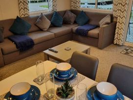 Golden Palm Resort - Holiday Accommodation 19301 - Lincolnshire - 1186928 - thumbnail photo 16