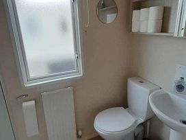 Lido Beach Holiday Park - Holiday Accommodation 19337 - North Wales - 1186936 - thumbnail photo 9