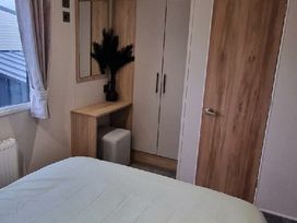 Golden Palm Resort - Holiday Accommodation 19338 - Lincolnshire - 1186937 - thumbnail photo 5