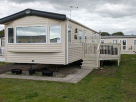 Trecco Bay - Holiday Accommodation 19339 - Somerset & Wiltshire - 1186938 - thumbnail photo 1