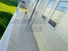 Golden Sands Park - Holiday Accommodation 19383 - Lincolnshire - 1186955 - thumbnail photo 2