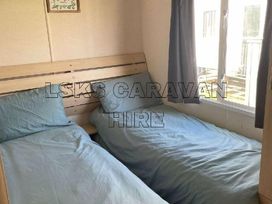 Golden Sands Park - Holiday Accommodation 19383 - Lincolnshire - 1186955 - thumbnail photo 12
