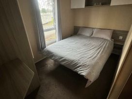 Marton Mere Holiday Village - Holiday Accommodation 19385 - Lake District - 1186957 - thumbnail photo 5
