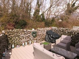 Trecco Bay - Holiday Accommodation 19398 - Somerset & Wiltshire - 1186965 - thumbnail photo 4