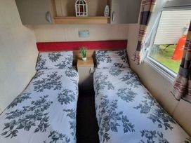 Blue Dolphin Holiday Park - Holiday Accommodation 19443 - North Yorkshire (incl. Whitby) - 1186981 - thumbnail photo 14