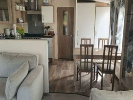 7 Lakes Country Park - Holiday Accommodation 19456 - Lincolnshire - 1186985 - thumbnail photo 13