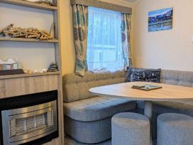 Wisemans Bridge Caravan Park - Holiday Accommodation 19488 - South Wales - 1186991 - thumbnail photo 5