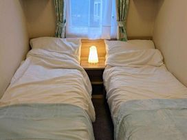 Wisemans Bridge Caravan Park - Holiday Accommodation 19488 - South Wales - 1186991 - thumbnail photo 14