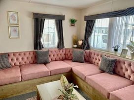 Tattershall Lakes Country Park - Holiday Accommodation 19497 - Lincolnshire - 1186995 - thumbnail photo 3