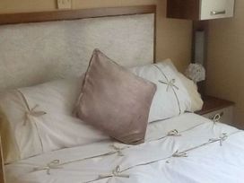 Golden Gate Holiday Centre - Holiday Accommodation 19500 - North Wales - 1186996 - thumbnail photo 10