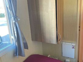 Devon Cliffs Holiday Park - Holiday Accommodation 19529 - Devon - 1187001 - thumbnail photo 4