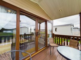 Tattershall Lakes Country Park - Holiday Accommodation 19536 - Lincolnshire - 1187004 - thumbnail photo 11