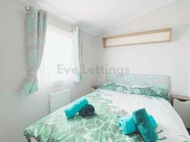 Perran Sands - Holiday Accommodation 19539 - Cornwall - 1187005 - thumbnail photo 4