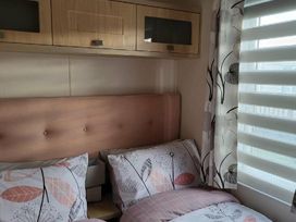 Halleaths Caravan Park - Holiday Accommodation 19542 -  - 1187007 - thumbnail photo 11